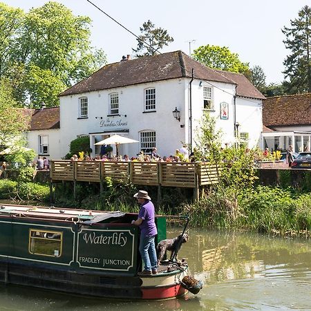 The Dundas Arms Hotel Kintbury Ngoại thất bức ảnh