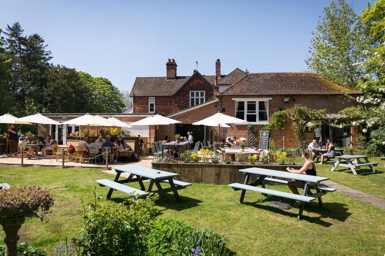 The Dundas Arms Hotel Kintbury Ngoại thất bức ảnh